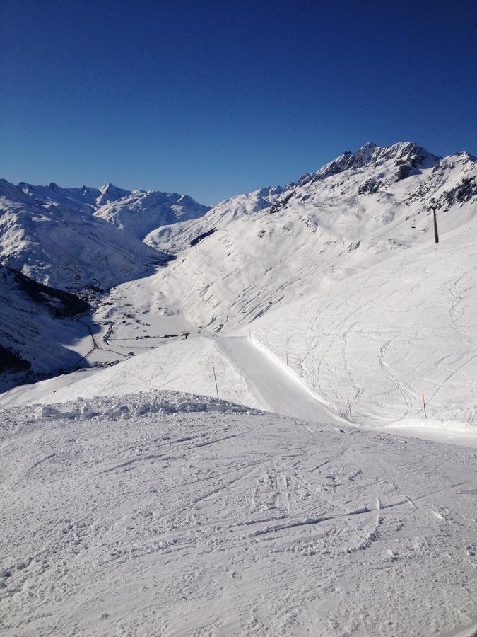 Gasthaus Zum Sternen Andermatt Exteriör bild