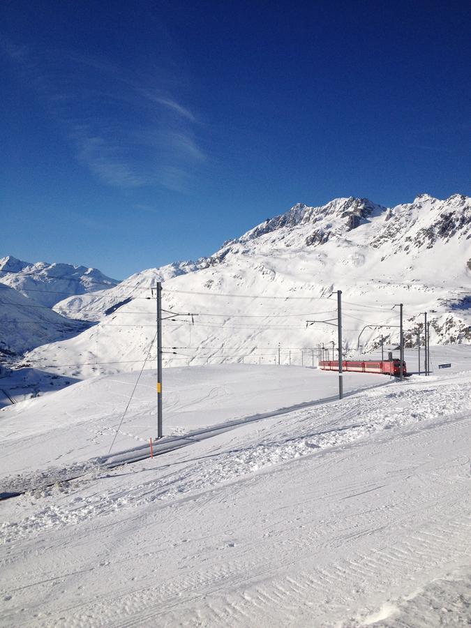 Gasthaus Zum Sternen Andermatt Exteriör bild
